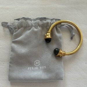 Julie Vos flexible cuff bracelet in Labradorite